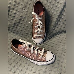 Girls Converse Red/Gold Glitter Sneakers, Size 4 youth‎